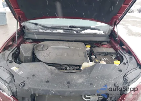 2021 Jeep Cherokee Latitude Lux 4X4 z USA, uszkodzony, nr VIN 1C4PJMMX2MD142374